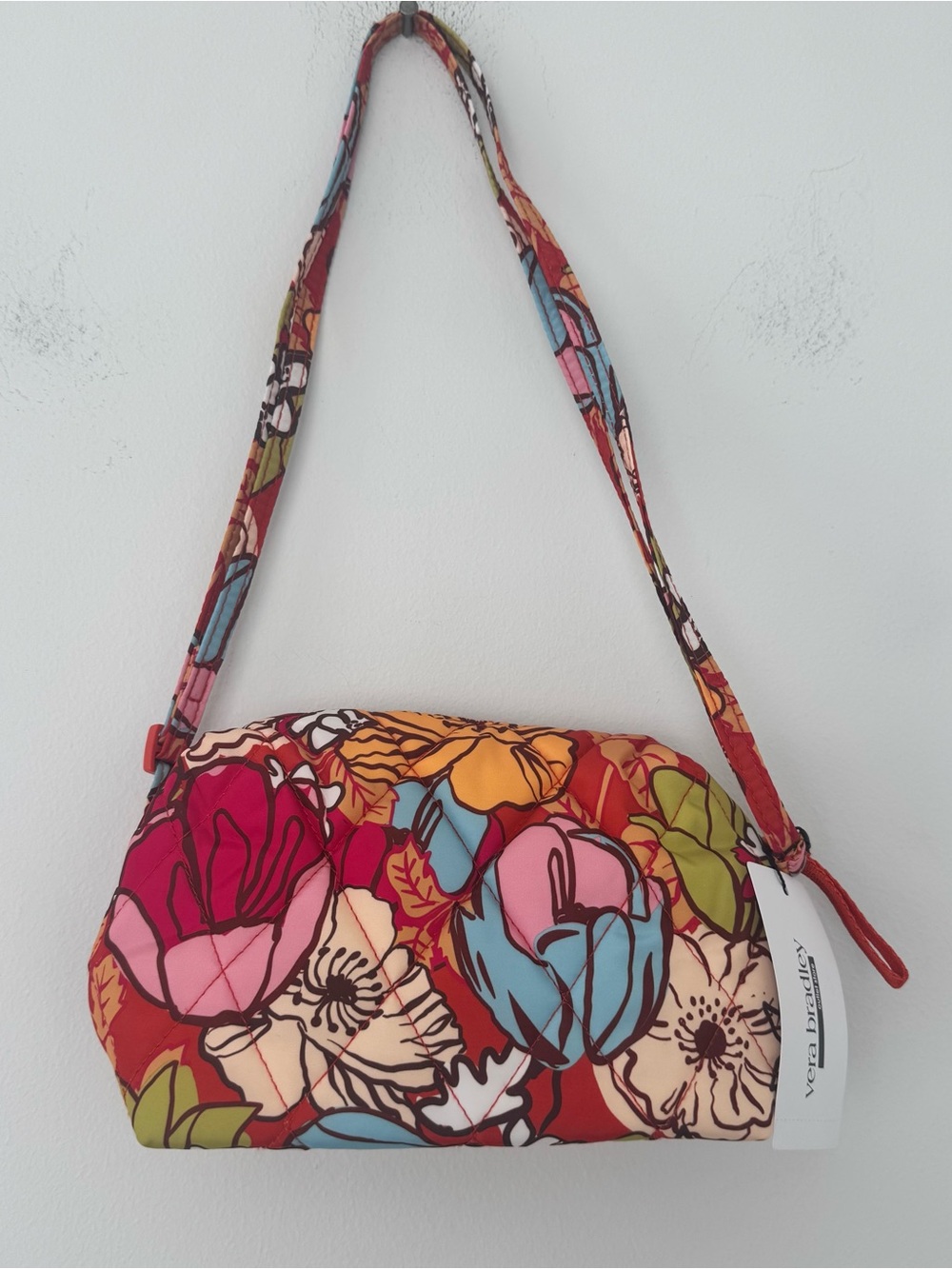 NWT Vera Bradley Ultralight Camera Bag Crossbody Water Repellent Midday Garden